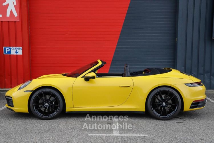 Porsche 911 992 Carrera S Cabriolet Jaune Racing 3.0 450 PDK | ULTRA-FULL (40KE OPTIONS) | 1 prop - <small></small> 139.980 € <small>TTC</small> - #4