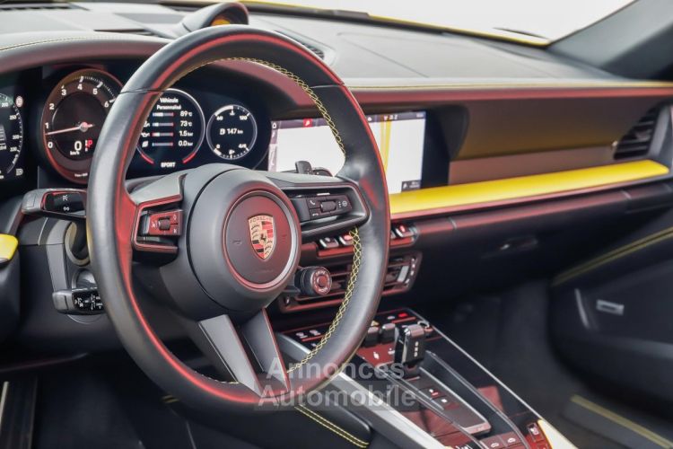 Porsche 911 992 Carrera S Cabriolet Jaune Racing 3.0 450 PDK | ULTRA-FULL (40KE OPTIONS) | 1 prop - <small></small> 139.980 € <small>TTC</small> - #8