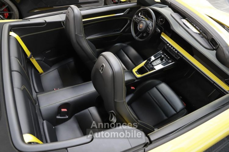 Porsche 911 992 Carrera S Cabriolet Jaune Racing 3.0 450 PDK | ULTRA-FULL (40KE OPTIONS) | 1 prop - <small></small> 139.980 € <small>TTC</small> - #47