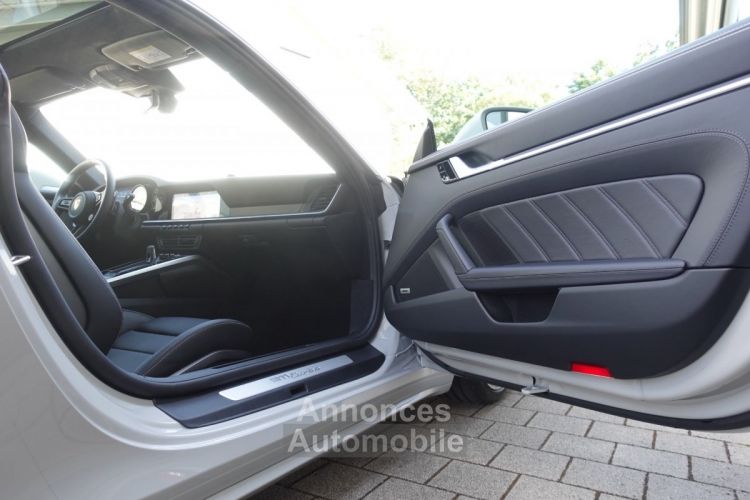 Porsche 911 992 Coupe Turbo 580ch Craie toit pack Sport Chrono 7380kms *dispo et visible sur notre parc* 208900 € - <small></small> 208.900 € <small>TTC</small> - #33