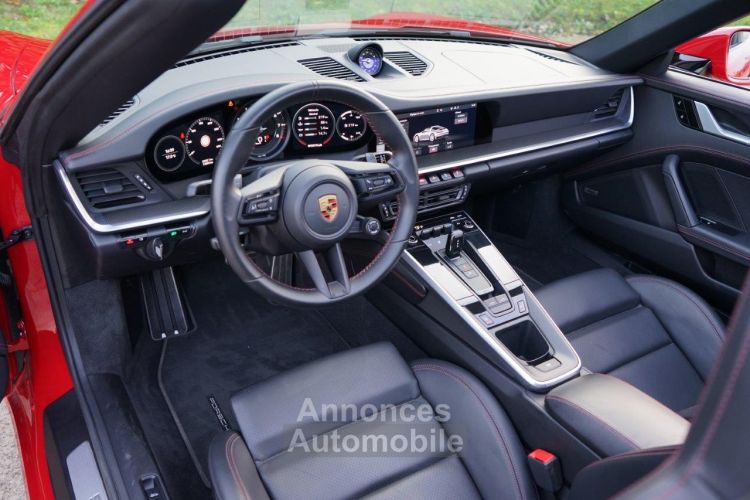 Porsche 911 992 TARGA 4 3.0L 385 CH PDK - Echappement Sport - BOSE - Jantes RS - Carbone - SportDesign - PDLS+ - Sièges 18 positions - <small></small> 178.991 € <small>TTC</small> - #9