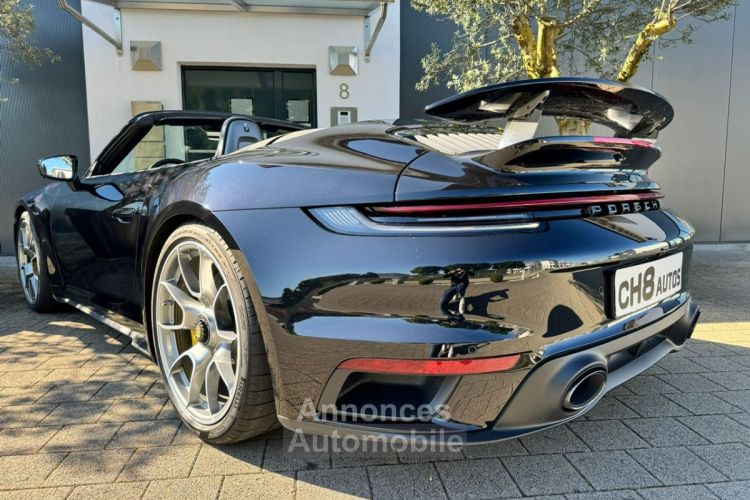 Porsche 911 992 TURBO S 650CH CABRIOLET NOIR 1ERE MAIN FREINS CERAMIQUE AUDIO BOSE SIEGES 18 POSITIONS 258900 € - <small></small> 258.900 € <small>TTC</small> - #18