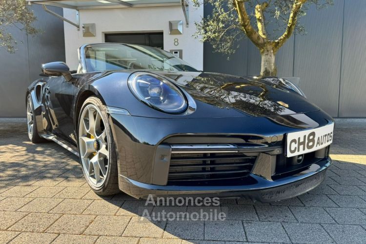 Porsche 911 992 TURBO S 650CH CABRIOLET NOIR 1ERE MAIN FREINS CERAMIQUE AUDIO BOSE SIEGES 18 POSITIONS 258900 € - <small></small> 258.900 € <small>TTC</small> - #23