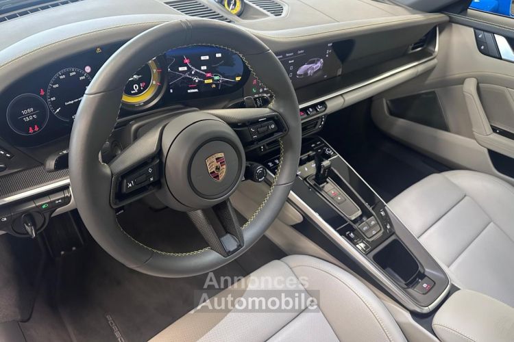 Porsche 911 992 TURBO S Cabriolet 1ere main 650 CV Bleu Requin Origine France 2022 LOA 1918,95 Euros / mois - <small></small> 260.000 € <small>TTC</small> - #46