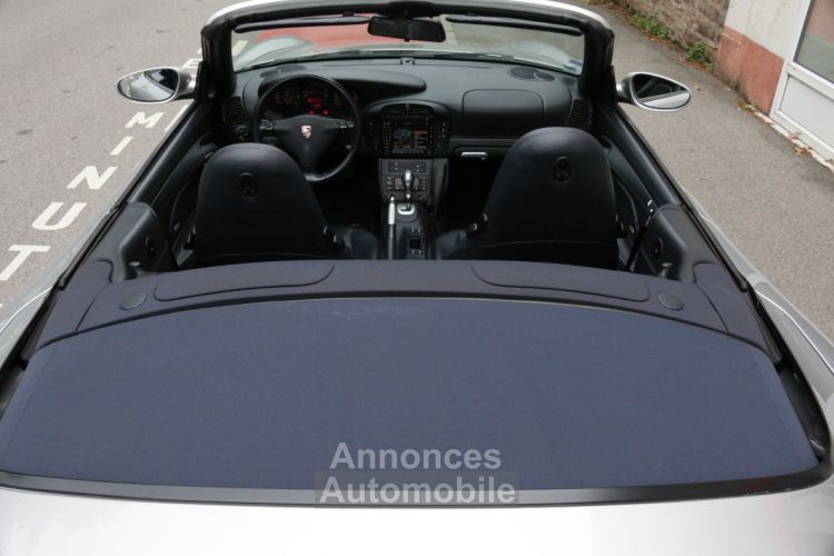 Porsche 911 (996) Cabriolet Carrera 4S 3.6 i 320 Tiptronic (Suivi d'entretien complet sur le carnet...) - <small></small> 46.990 € <small>TTC</small> - #17