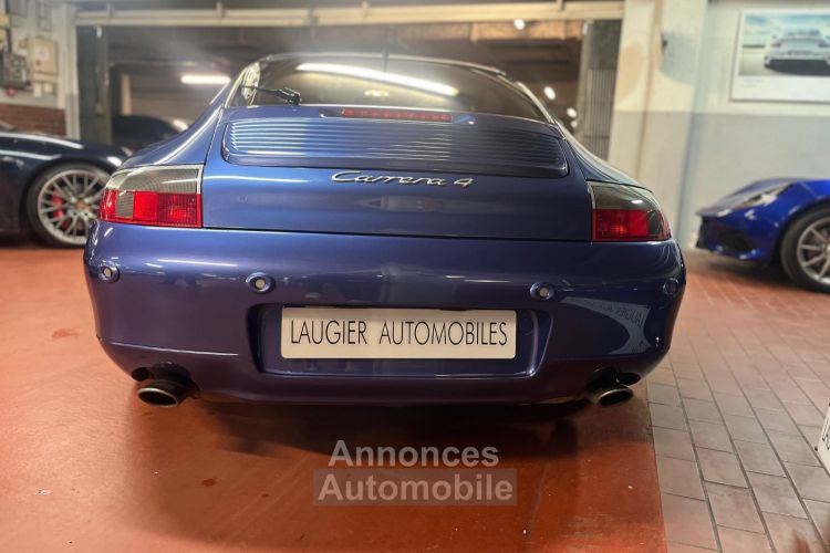 Porsche 911 996 CARRERA 4 300CH TIPTRO - <small></small> 34.990 € <small>TTC</small> - #23