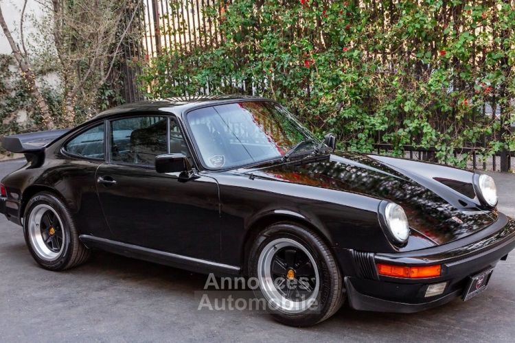 Porsche 911 Carrera - <small></small> 65.400 € <small>TTC</small> - #1