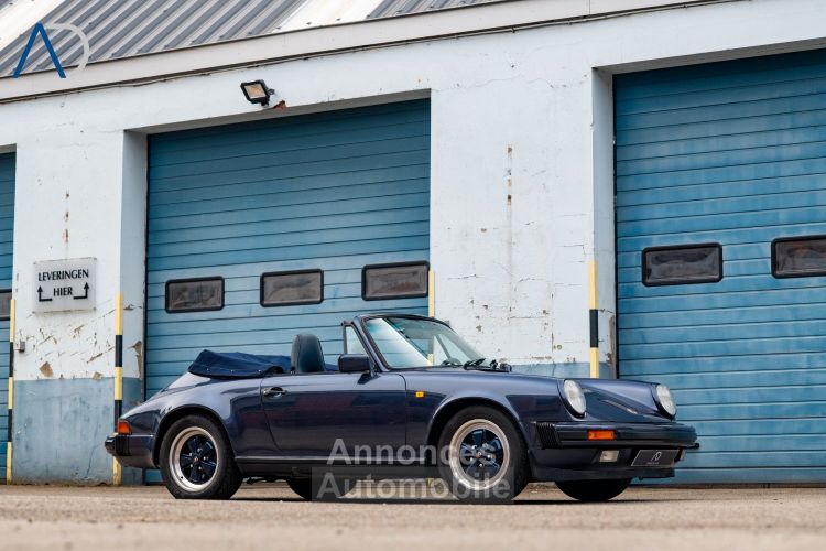 Porsche 911 Carrera 3.2 Cabrio | Prussian Blue - <small></small> 64.000 € <small>TTC</small> - #2