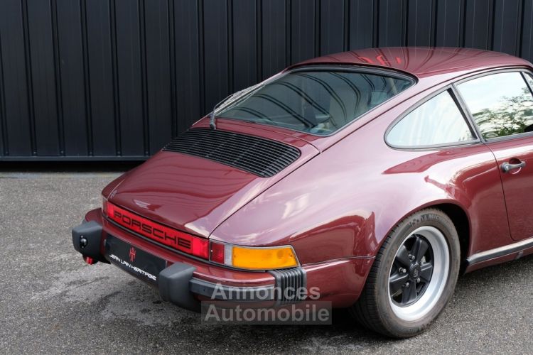 Porsche 911 CARRERA 3.2 COUPE 915 - <small></small> 71.900 € <small>TTC</small> - #8