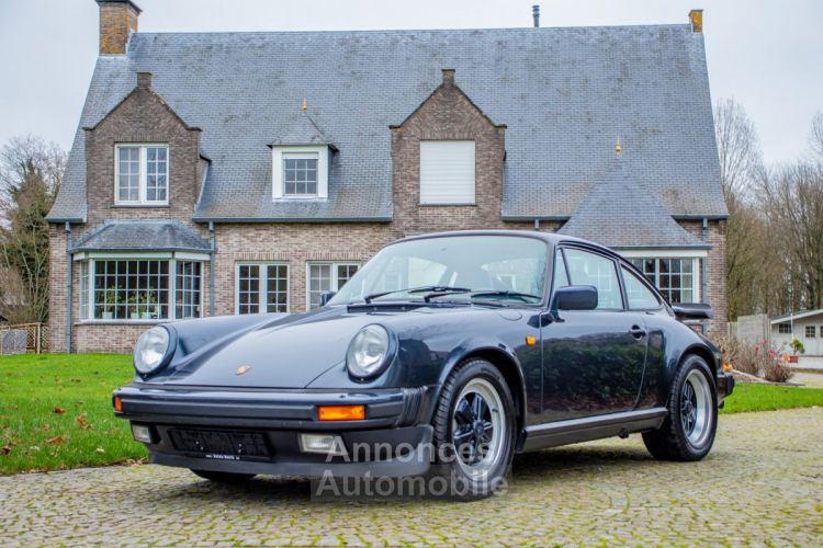 Porsche 911 Carrera 3.2 Coupé Jubileum 25th Anniversary Edition G50 - SPECIAL EDITION - BELG - OLDTIMER - LEDER - AIRCO - SPOILER  - <small></small> 86.999 € <small>TTC</small> - #4