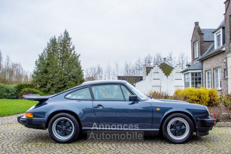 Porsche 911 Carrera 3.2 Coupé Jubileum 25th Anniversary Edition G50 - SPECIAL EDITION - BELG - OLDTIMER - LEDER - AIRCO - SPOILER  - <small></small> 86.999 € <small>TTC</small> - #7