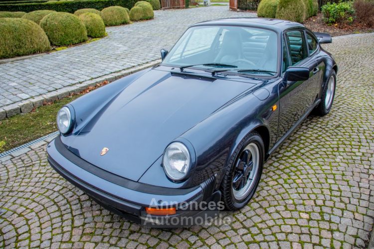 Porsche 911 Carrera 3.2 Coupé Jubileum 25th Anniversary Edition G50 - SPECIAL EDITION - BELG - OLDTIMER - LEDER - AIRCO - SPOILER  - <small></small> 86.999 € <small>TTC</small> - #13