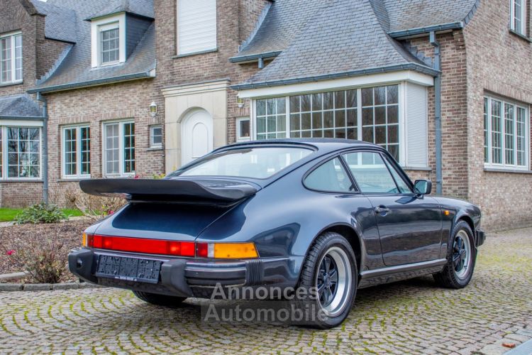 Porsche 911 Carrera 3.2 Coupé Jubileum 25th Anniversary Edition G50 - SPECIAL EDITION - BELG - OLDTIMER - LEDER - AIRCO - SPOILER  - <small></small> 86.999 € <small>TTC</small> - #41