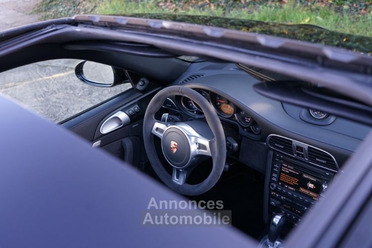 Porsche 911 Carrera 4 GTS Type 997 Phase 2 PDK - Echappement Sport Toit Ouvrant Sièges Chauffants Volant Alcantara Carnet Complet Pack Chrono Cuir - <small></small> 86.997 € <small>TTC</small> - #25