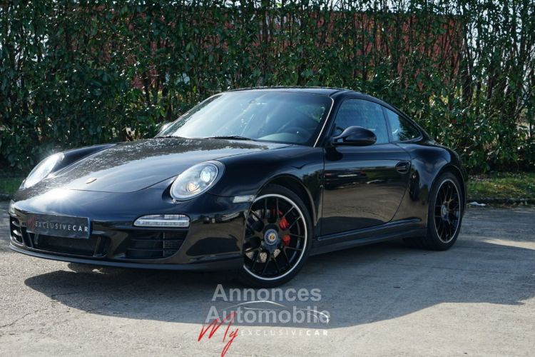 Porsche 911 Carrera 4 GTS Type 997 Phase 2 PDK - Echappement Sport Toit Ouvrant Sièges Chauffants Volant Alcantara Carnet Complet Pack Chrono Cuir - <small></small> 86.997 € <small>TTC</small> - #1