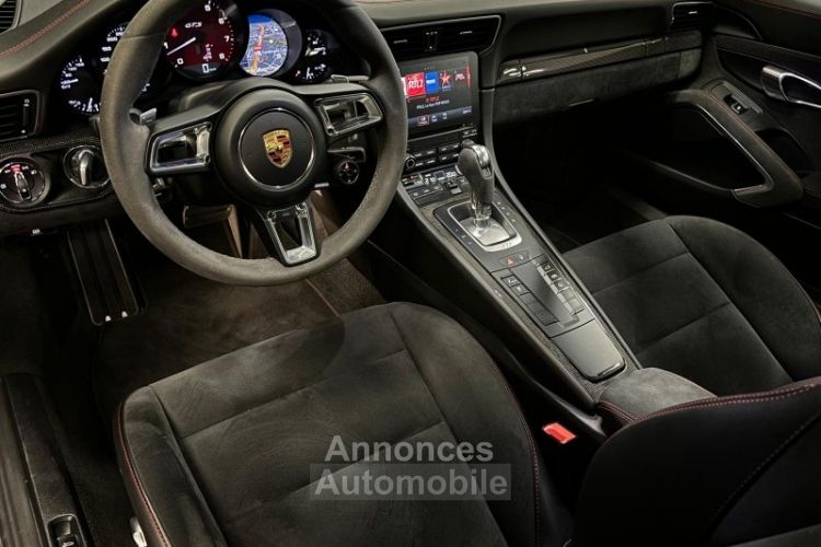 Porsche 911 Coupe 3.0 450ch 4 GTS PDK - <small></small> 134.990 € <small>TTC</small> - #15