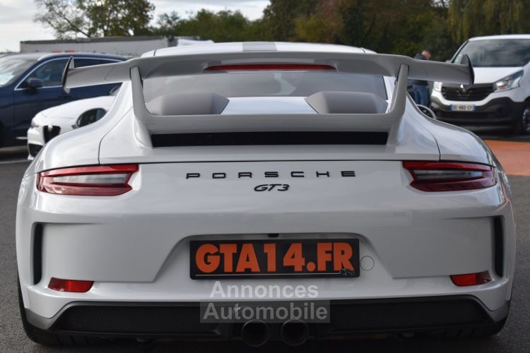 Porsche 911 COUPE (991) 4.0 500CH GT3 PDK - <small></small> 159.780 € <small>TTC</small> - #18