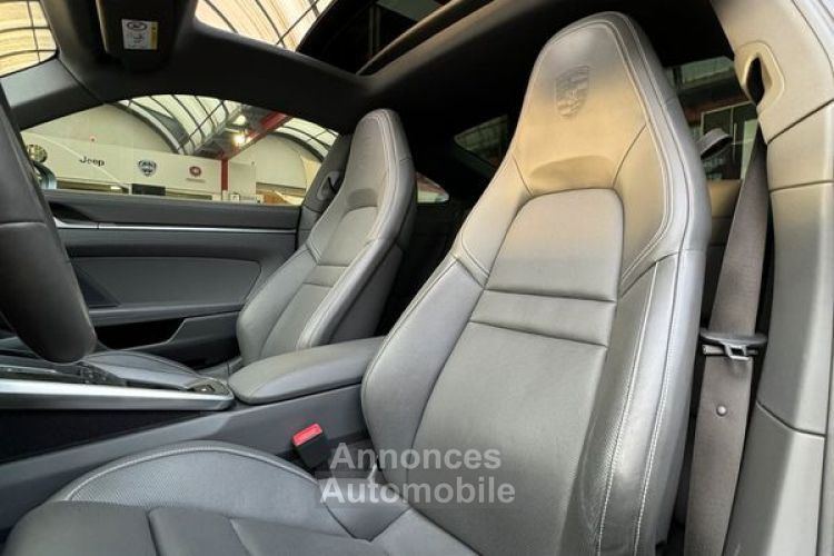 Porsche 911 Coupe VI (992) 3.0 450ch 4S PDK - <small></small> 147.990 € <small>TTC</small> - #3