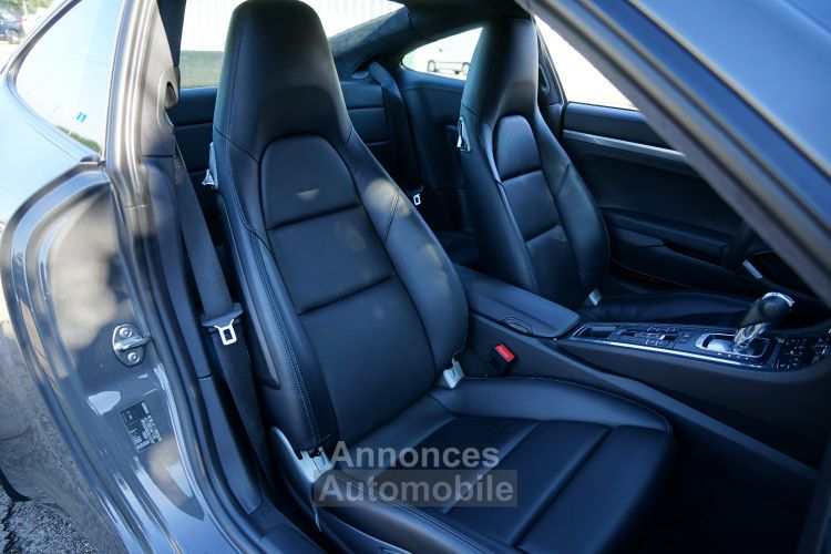 Porsche 911 (ph. 1) Carrera S 400 Ch PDK - Etat NEUF - Echapp. Sport, Toit Ouvrant, Cuir étendu, Volant SportDesign - 4 Pneus Récents - Carnet PORSCHE - Garantie - <small></small> 102.991 € <small>TTC</small> - #24