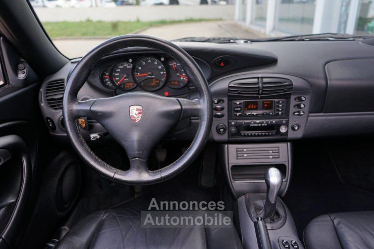 Porsche 911 PORSCHE 911 996 CARRERA 3.8L 300 CH CABRIOLET FRANCAISE - Boite Manuelle - Carnet Complet - <small></small> 36.990 € <small>TTC</small> - #12