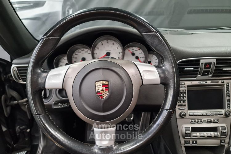 Porsche 911 PORSCHE 911 CARRERA S CABRIOLET TYPE 997 3.8L 355 CH – MOTEUR 33.000KM (REMPLACE EN CENTRE PORSCHE) - <small></small> 56.997 € <small>TTC</small> - #43