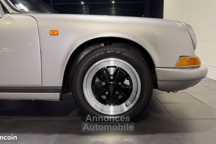 Porsche 911 SC 3.0 Targa Backdate 204 – Immat France Entièrement restaurée 96 962 Km - <small></small> 84.900 € <small>TTC</small> - #6