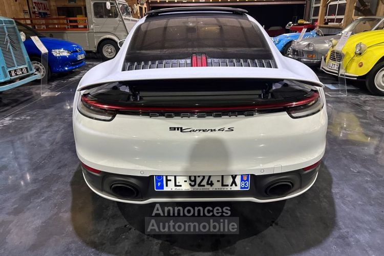 Porsche 911 Superbe 992 carrera 4s 1ere main française - <small></small> 139.000 € <small>TTC</small> - #4