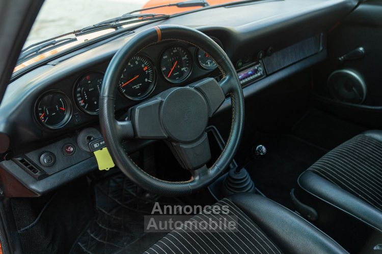 Porsche 911 TARGA - Prix sur Demande - #18