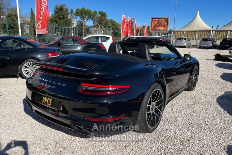 Porsche 911 TURBO CABRIOLET S PDK A - <small></small> 169.000 € <small>TTC</small> - #24