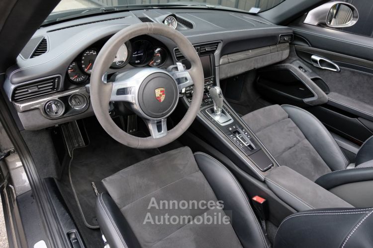 Porsche 911 TYPE 991 TARGA 4 GTS PDK7 - <small></small> 144.900 € <small>TTC</small> - #17