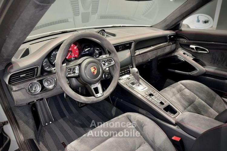 Porsche 911 TYPE 991.2 CARRERA 4 GTS COUPE 3.0i 450 CH PDK PACK CARBONE-LIFT SYSTÈME-PDLS+-TOIT OUVRANT-ACC-Burmester®3D-PASM 10mm-SPORT CHRONO- APPROVED 11.25 29 - <small></small> 134.990 € <small>TTC</small> - #4