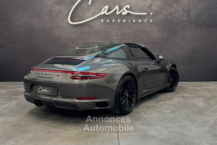 Porsche 911 Type 991.2 Targa 4 GTS 450 cv – REGULATEUR ADAPTATIF TOUT CUIR NOIR ET ROUGE PACK CHRONO ENTRETIEN COMPLET TRAITEMENT CERAMIQUE PNEUS NEUFS - - <small></small> 137.900 € <small>TTC</small> - #3