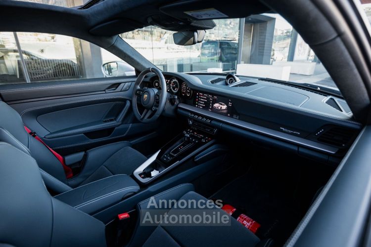 Porsche 911 TYPE 992 CARRERA GTS LE MANS CENTENAIRE EDITION 480 CV - MONACO - <small></small> 289.900 € <small>TTC</small> - #19