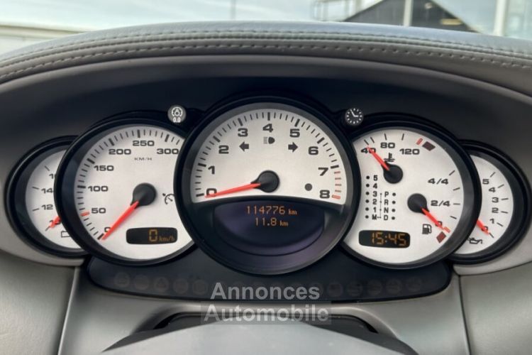 Porsche 911 Type 996 4S Cabriolet 3.6L 320Ch - <small></small> 44.900 € <small>TTC</small> - #22