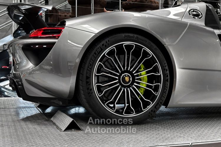 Porsche 918 918 Spyder V8 4.6 E-Hybird – LIQUID METAL SILVER - FAIBLE KILOMÉTRAGE - <small></small> 1.790.000 € <small></small> - #27