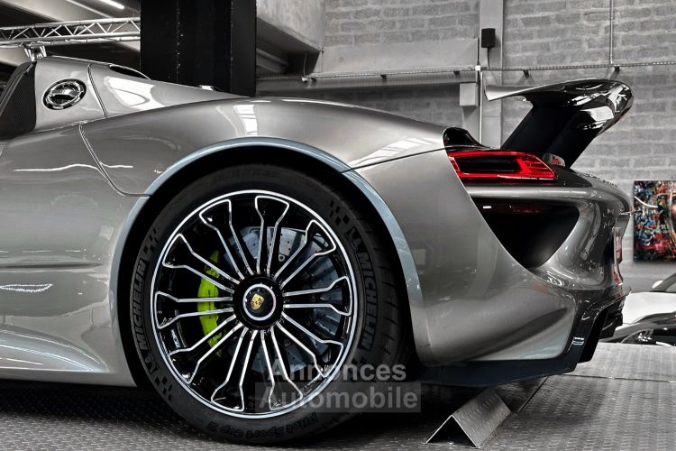 Porsche 918 918 Spyder V8 4.6 E-Hybird – LIQUID METAL SILVER - FAIBLE KILOMÉTRAGE - <small></small> 1.790.000 € <small></small> - #4