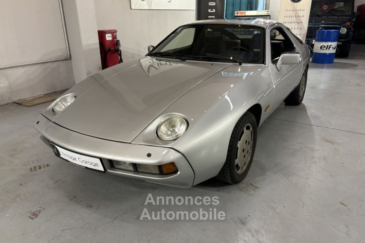 Porsche 928  - <small></small> 22.750 € <small>TTC</small> - #1