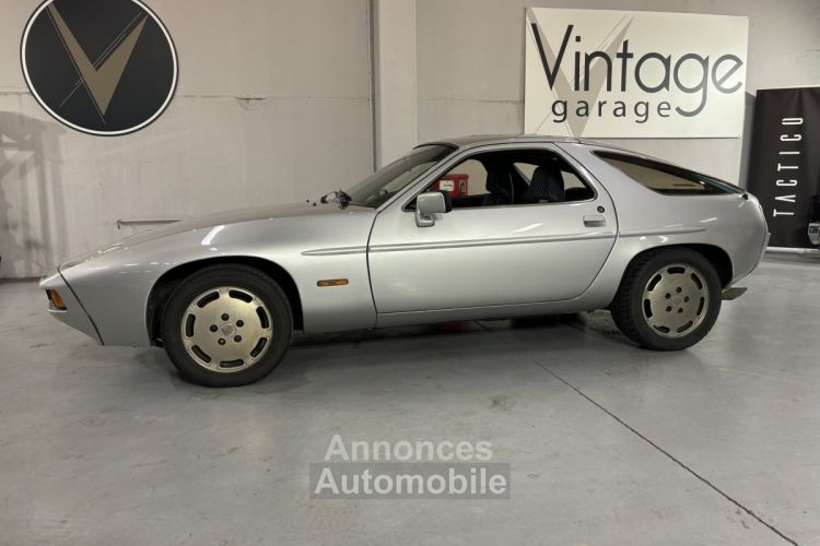 Porsche 928  - <small></small> 22.750 € <small>TTC</small> - #12