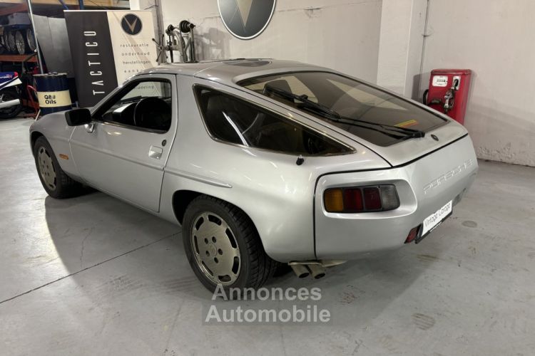 Porsche 928  - <small></small> 22.750 € <small>TTC</small> - #15