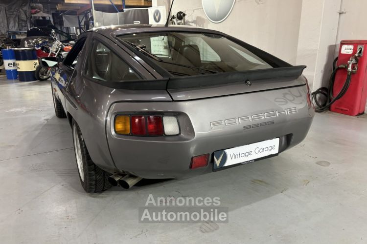 Porsche 928  - <small></small> 27.750 € <small>TTC</small> - #18