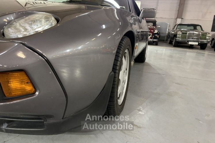 Porsche 928  - <small></small> 27.750 € <small>TTC</small> - #24