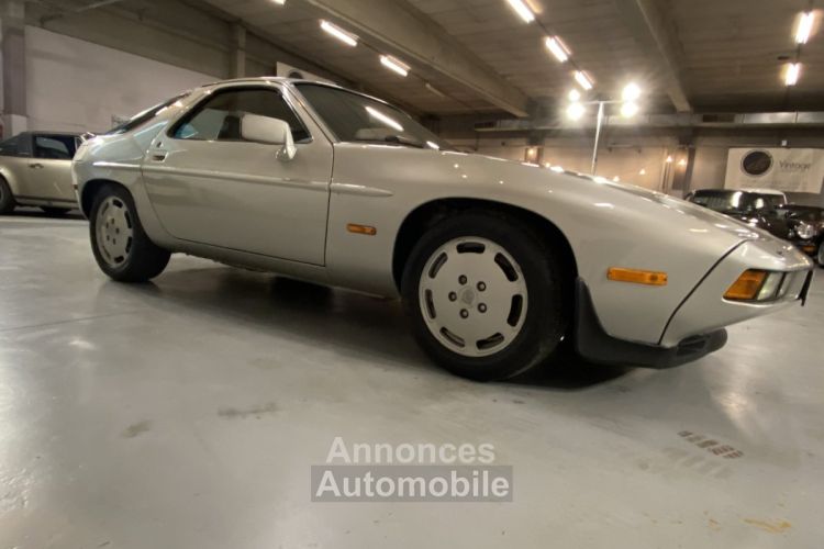 Porsche 928  - <small></small> 19.750 € <small>TTC</small> - #9