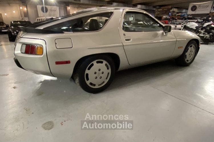 Porsche 928  - <small></small> 19.750 € <small>TTC</small> - #21