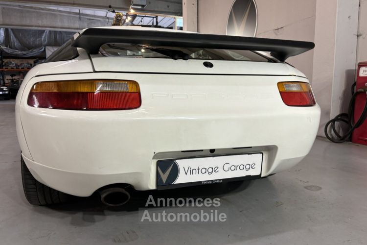 Porsche 928 S4 - <small></small> 22.750 € <small>TTC</small> - #17