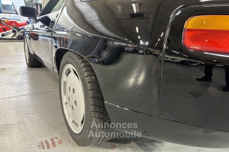 Porsche 928 S4 - <small></small> 32.750 € <small>TTC</small> - #21