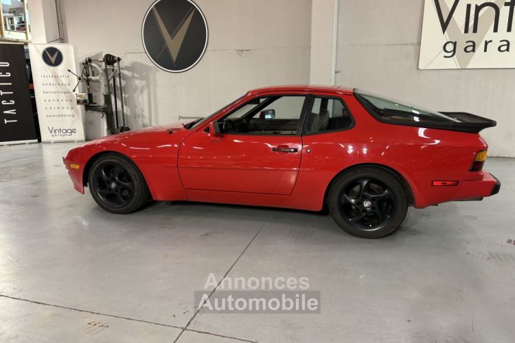 Porsche 944  - <small></small> 15.750 € <small>TTC</small> - #13