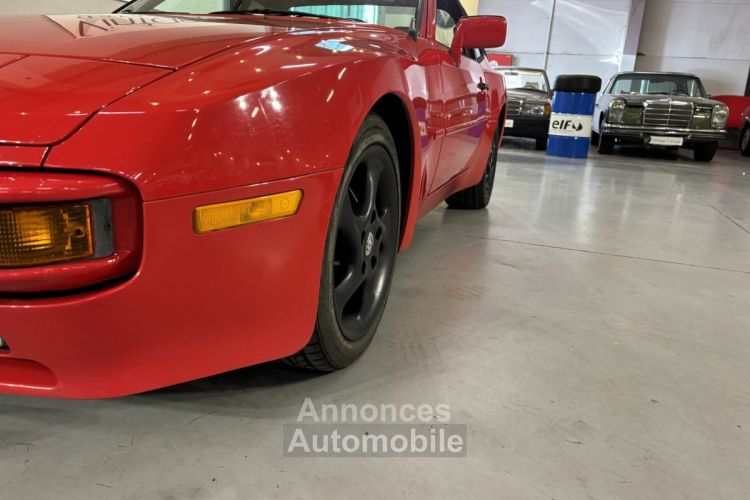 Porsche 944  - <small></small> 15.750 € <small>TTC</small> - #23