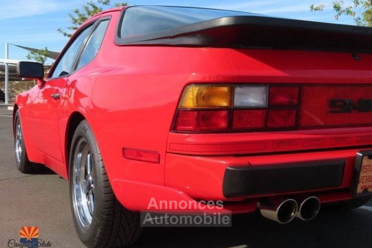 Porsche 944 2dr coupe turbo 5-sp  - <small></small> 46.000 € <small>TTC</small> - #23