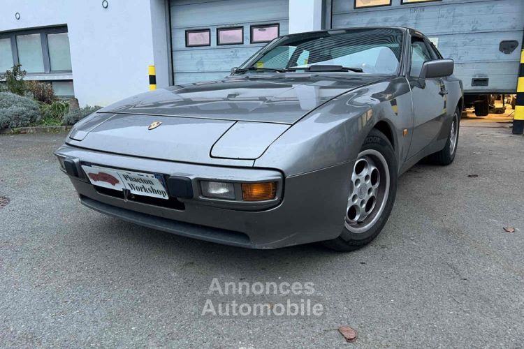 Porsche 944 PHASE 2 - 90 000 kms - CARROSSERIE REVUE ET MECANIQUE REVISEE - GROS DOSSIER D\'ENTRETIEN 2,5L (160Ch) - <small></small> 17.490 € <small>TTC</small> - #1