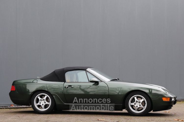 Porsche 968 convertible with manual transmission 3.0L 16-valve inline-four engine 239 HP - <small></small> 38.500 € <small>TTC</small> - #2